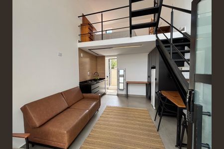 Sala/Cozinha de apartamento para alugar com 1 quarto, 50m² em Mirandópolis, São Paulo