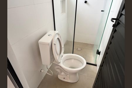 Banheiro de apartamento para alugar com 1 quarto, 50m² em Mirandópolis, São Paulo