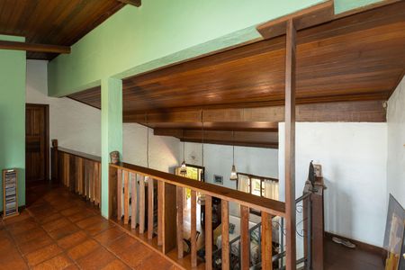 Casa à venda com 195m², 3 quartos e 2 vagas Casa à venda com 195m², 3 quartos e 2 vagasEscritório