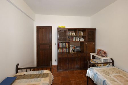 Casa à venda com 195m², 3 quartos e 2 vagas Casa à venda com 195m², 3 quartos e 2 vagasQuarto 1