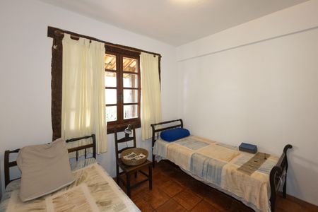 Casa à venda com 195m², 3 quartos e 2 vagas Casa à venda com 195m², 3 quartos e 2 vagasQuarto 1