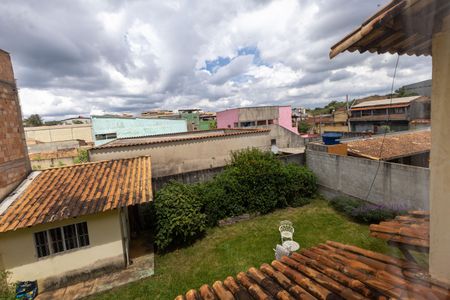 Casa à venda com 195m², 3 quartos e 2 vagas Casa à venda com 195m², 3 quartos e 2 vagasVista do Escritório
