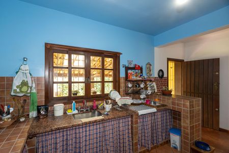 Casa à venda com 195m², 3 quartos e 2 vagas Casa à venda com 195m², 3 quartos e 2 vagasCozinha