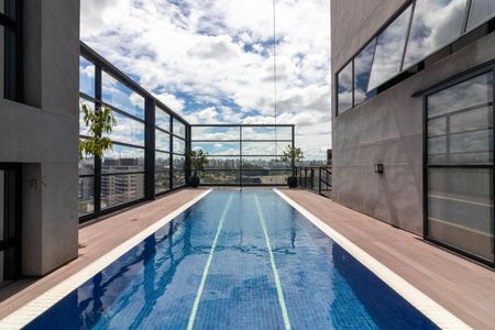 Apartamento à venda com 50m², 1 quarto e 1 vaga Apartamento à venda com 50m², 1 quarto e 1 vagaÁrea comum - Piscina