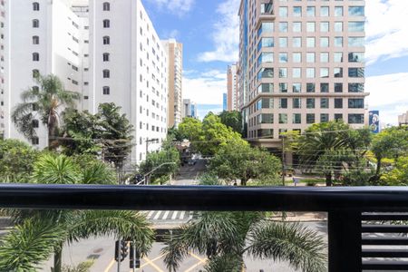 Vista da Sala de apartamento à venda com 1 quarto, 50m² em Vila Nova Conceição, São Paulo