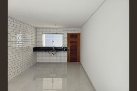 Casa à venda com 160m², 3 quartos e 2 vagasCozinha 