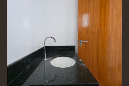 Casa à venda com 160m², 3 quartos e 2 vagasBanheiro da Suíte 01