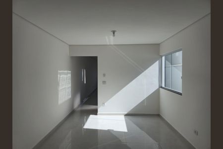 Casa à venda com 160m², 3 quartos e 2 vagasCozinha 