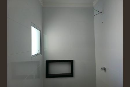 Casa à venda com 160m², 3 quartos e 2 vagasBanheiro da Suíte 01