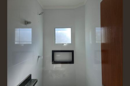 Casa à venda com 160m², 3 quartos e 2 vagasBanheiro da Suíte 2