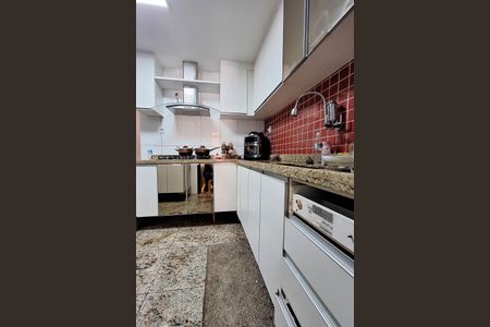 Casa à venda com 400m², 4 quartos e 1 vagaCozinha