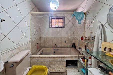 Casa à venda com 400m², 4 quartos e 1 vagaBanheiro da Suíte 1