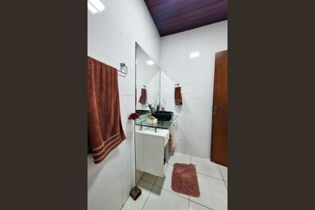 Casa à venda com 400m², 4 quartos e 1 vagaBanheiro 1