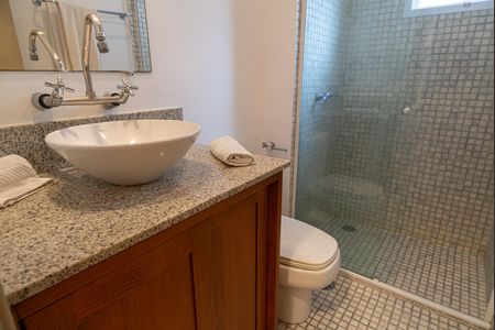 Apartamento para alugar com 30m², 1 quarto e 1 vaga Apartamento para alugar com 30m², 1 quarto e 1 vagaBanheiro