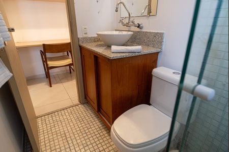 Apartamento para alugar com 30m², 1 quarto e 1 vaga Apartamento para alugar com 30m², 1 quarto e 1 vagaBanheiro