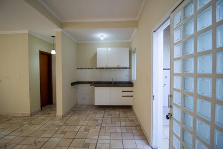 Casa de condomínio para alugar com 70m², 2 quartos e 2 vagas Casa de condomínio para alugar com 70m², 2 quartos e 2 vagasCozinha