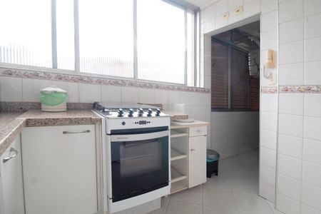 Apartamento para alugar com 72m², 2 quartos e 1 vaga