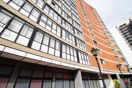 Apartamento para alugar com 72m², 2 quartos e 1 vaga