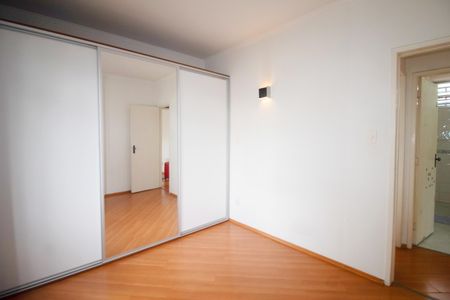Apartamento para alugar com 72m², 2 quartos e 1 vaga