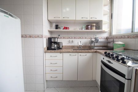Apartamento para alugar com 72m², 2 quartos e 1 vaga