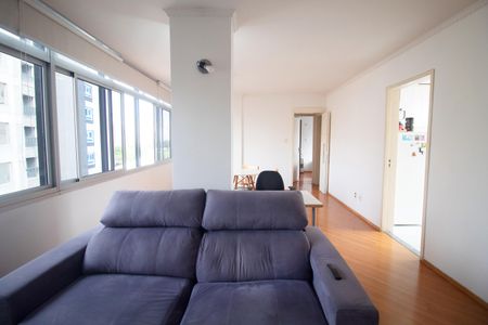 Apartamento para alugar com 72m², 2 quartos e 1 vaga