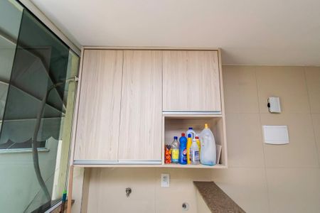 Apartamento para alugar com 70m², 2 quartos e 1 vagaÁrea de Serviço