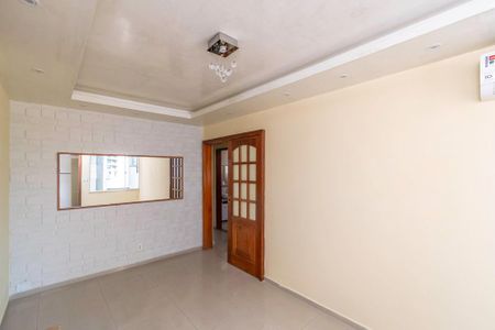 Apartamento para alugar com 70m², 2 quartos e 1 vagaSala