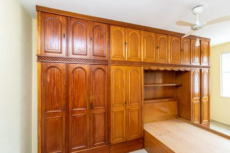 Apartamento para alugar com 70m², 2 quartos e 1 vagaQuarto 2 - Armários