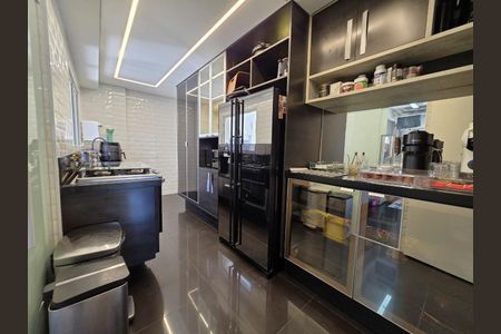 Apartamento à venda com 305m², 4 quartos e 3 vagasFoto 51