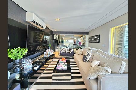 Apartamento à venda com 305m², 4 quartos e 3 vagasFoto 03