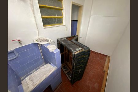 Casa para alugar com 56m², 1 quarto e sem vaga