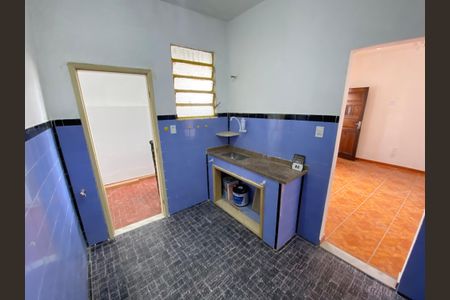 Casa para alugar com 56m², 1 quarto e sem vaga