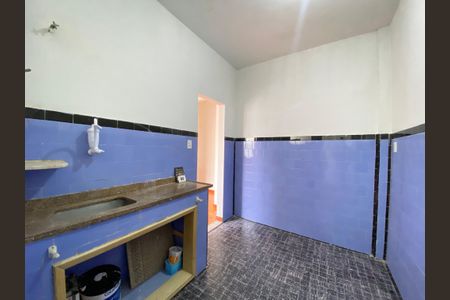 Casa para alugar com 56m², 1 quarto e sem vaga