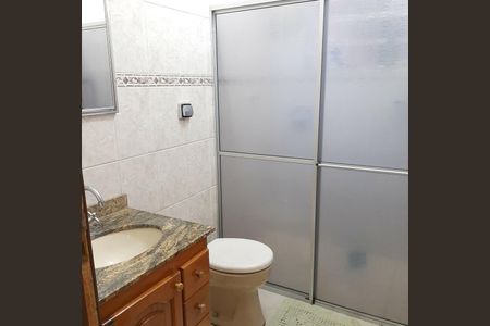 Casa à venda com 170m², 3 quartos e 3 vagasBanheiro