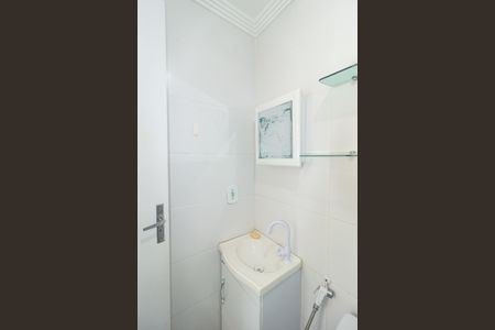 Apartamento para alugar com 46m², 2 quartos e 1 vaga Apartamento para alugar com 46m², 2 quartos e 1 vagaBanheiro