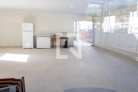 Apartamento para alugar com 46m², 2 quartos e 1 vaga Apartamento para alugar com 46m², 2 quartos e 1 vagaÁrea comum - Salão de festas