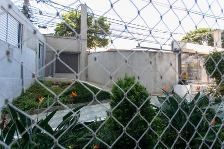 Vista do Quarto 1  de apartamento para alugar com 2 quartos, 54m² em Guaianases, São Paulo