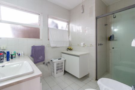 Apartamento à venda com 122m², 3 quartos e 1 vagaBanheiro da Suíte