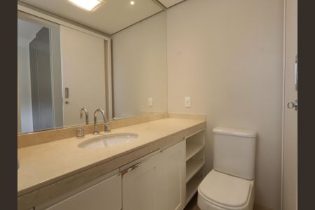 Apartamento para alugar com 384m², 4 quartos e 4 vagasBanheiro da Suíte 2