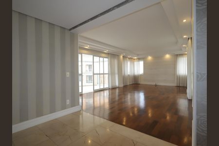 Apartamento para alugar com 384m², 4 quartos e 4 vagasSala