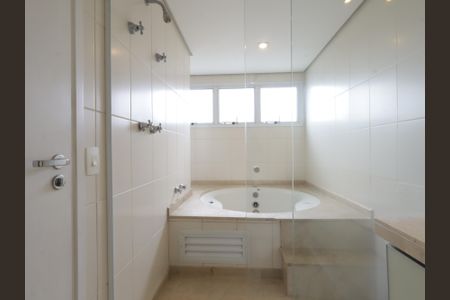 Apartamento para alugar com 384m², 4 quartos e 4 vagasBanheiro da Suíte 4