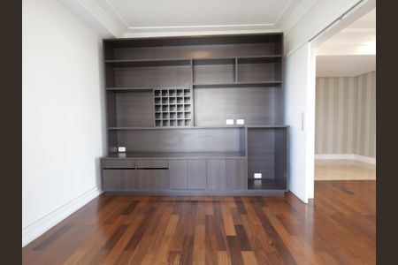 Apartamento para alugar com 384m², 4 quartos e 4 vagasSala de TV