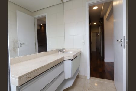 Apartamento para alugar com 384m², 4 quartos e 4 vagasBanheiro da Suíte 4