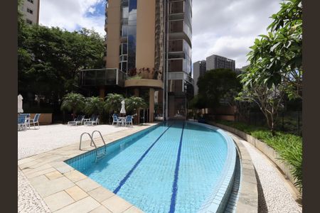 Apartamento para alugar com 384m², 4 quartos e 4 vagasÁrea comum - Piscina