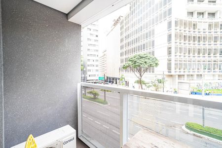 Studio à venda com 18m², 1 quarto e sem vaga Studio à venda com 18m², 1 quarto e sem vagaSacada
