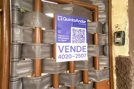 Casa à venda com 400m², 3 quartos e sem vaga Casa à venda com 400m², 3 quartos e sem vagaPlaca