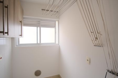 Apartamento à venda com 81m², 3 quartos e 2 vagasÁrea de Serviço