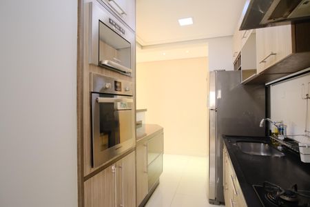 Apartamento à venda com 81m², 3 quartos e 2 vagasCozinha