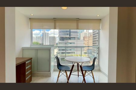 Varanda de kitnet/studio para alugar com 1 quarto, 25m² em Jardim Paulistano, São Paulo
