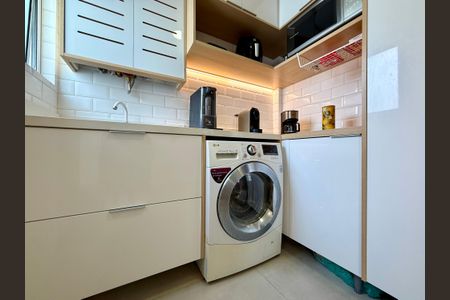 Apartamento à venda com 73m², 3 quartos e 1 vagaÁrea de Serviço